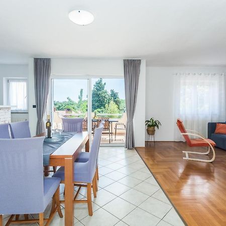 Apartments Emil Pula Extérieur photo