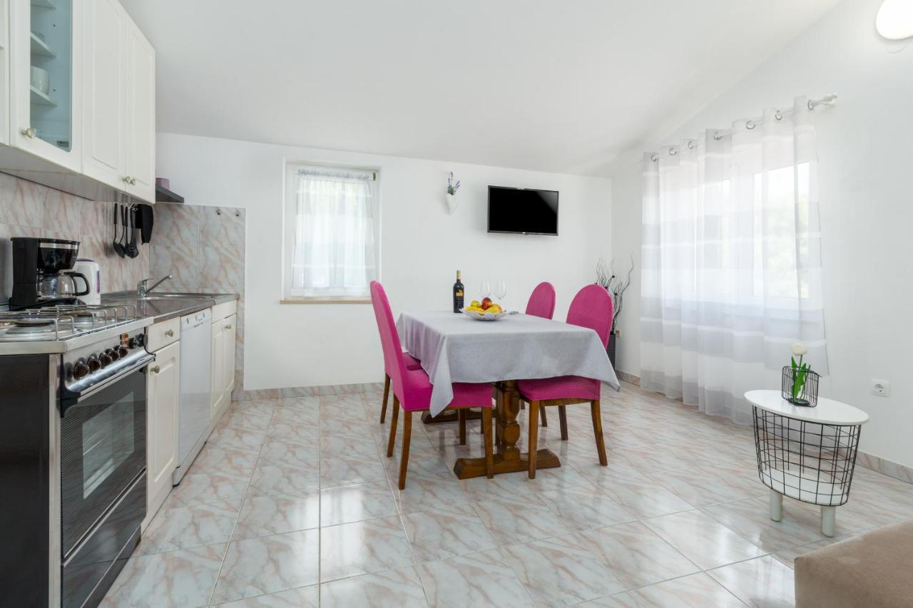 Apartments Emil Pula Extérieur photo